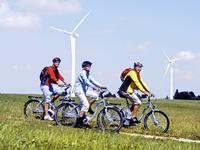 Ökostrom-Versorger wemio.de und Pedelec-Produzent Biketec senken die Anschaffungskosten für Elektrofahrräder