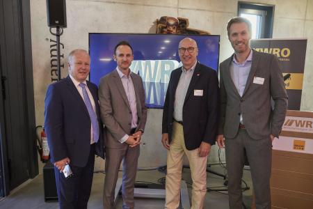 MdB Peter Weiß, Dominik Fehringer (WRO GmbH), Helmut Hilzinger (Vorstandsvorsitzender der WRO GmbH), Daniel Terzenbach (Vorstand der Bundesagentur für Arbeit)