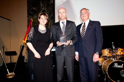 Merlin Award_Preisverleihung an Hegele Logistic.JPG