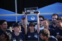 Die begeisterten Studenten der TU München mit ihrer Auszeichnung