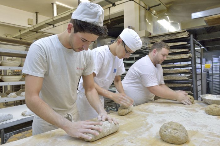 PM 12_25 Bild 2 Bäcker.jpg