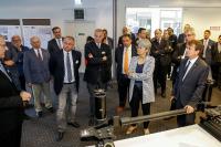 Knorr-Bremse Werksleiter DI Herwig Hinterreiter präsentierte die in Mödling entwickelte und für den Weltmarkt produzierte Magnetschienenbremse für Schienenfahrzeuge. | © Christian Husar