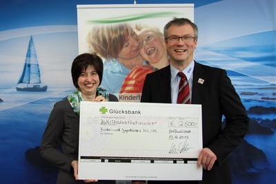 Apsec überreicht Weihnachtsspende an Kinderhospizdienst01.jpg
