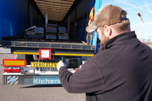 TIS_Abfahrtskontrolle_Telematik-Markt_web (1).jpg