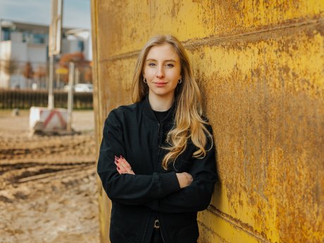Mona Feder.jpg