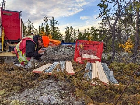 Gold Terra Raises C$3.78M In Non-Brokered Private Placement; Preparing For More Drilling At.jpg