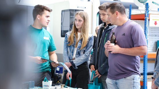 20250526_TagDerAusbildung_1_1920x1080.jpg