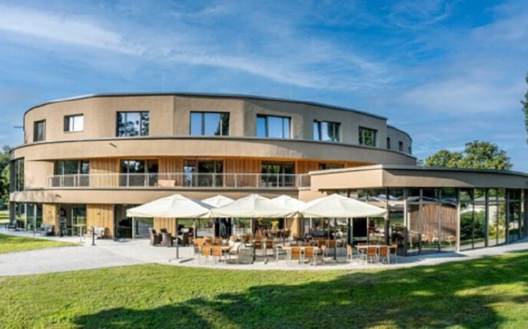 360° Fusion House Frontalansicht 2.jpg