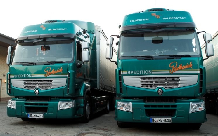 Renault_Trucks_Bartkowiak_2.jpg