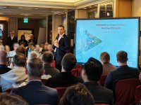 Stefan Horlacher, Huawei Regional Director Ost, bei der Eröffnungsrede
