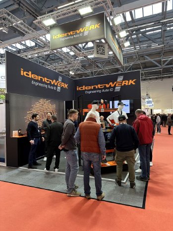 pressebild_identwerk_stand_logimat_2024.jpg