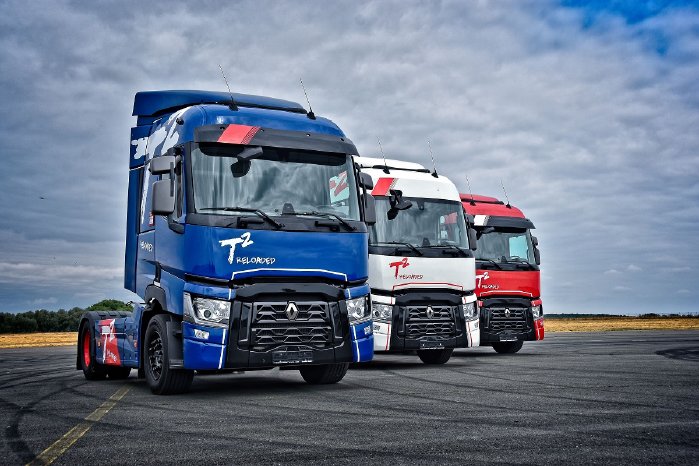 Renault_Trucks_Used_T2_Reloaded_06.jpg