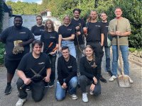 Soziales Engagement: eurodatas Azubis packen im Bertha Bruch Tierheim mit an