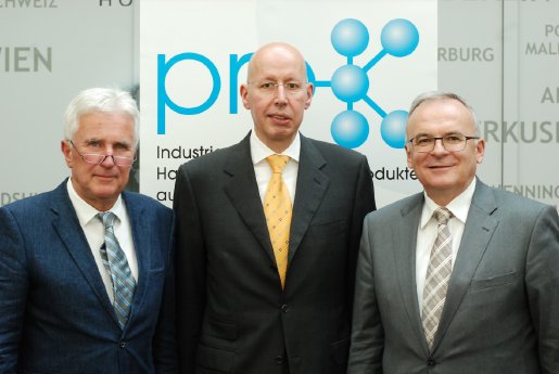 pro-K Tagung_v.l.n.r._Manfred Zorn, Vorstandsvorsitzender von pro-K; Ralf Olsen, Geschäftsf.jpg