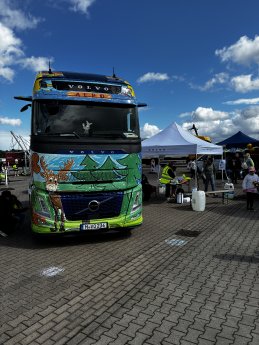 Volvo-FH-Aero-Malwettbewerb.jpeg