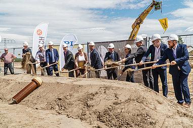 Am 5. Juli 2019 fand der Spatenstich zum vierten Bauabschnitt bei PI Ceramic in Lederhose, Thüringen statt