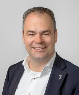 Dr. med. Jörg Ansorg,
Geschäftsführer BVOU