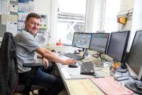 Eine sorgfältige Auswahl ist wichtig für die Prozessoptimierung im Tagesgeschäft. Mischmeister Ronald Holle von der Naumann GmbH & Co. KG kann gut mit der neuen Branchensoftware arbeiten