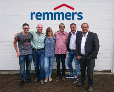 Das Team der Remmers AG in der Schweiz startete Anfang Juli durch. V.l.n.r. Jeremy Cornuz, Frank Thiel, Andrea Willi, Helmut Weber, Münir Toprak und Dr. Daniel Römer / Foto: Remmers AG Schweiz