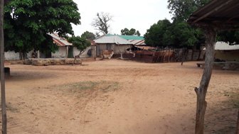 Gambia_Dorf_Ballingho_web.jpg