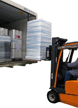 DDK-Palette beim Beladen.jpg