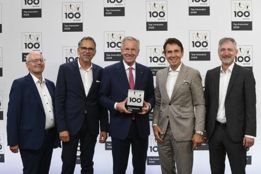 Verleihung_Top_100_Award[1].jpg