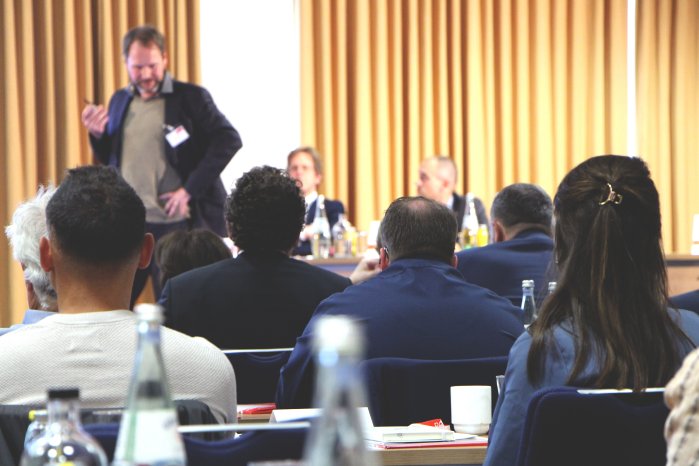 DtO2025_Plenum.jpg
