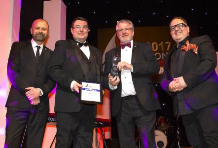 Image 1 (from left to right): Paul Smith (Business Manager, Retail Support Team at Dean & Wood), James Ogden (Director of G&O Refrigeration), Kevin Glass (Managing Director of BITZER UK) and Justin Moorhouse (Guest Comedian) at the presentation of the „Project of the Year Award 2017“