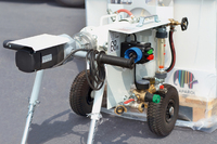 Bei der Fassadendämmung mit Warmedämm-Verbundsystemen (WDVS) entfallen rund 70 Prozent der Gesamtkosten auf den Lohnanteil