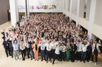 450 OPEN MIND Mitarbeiter und Reseller aus 33 Ländern kamen in München zusammen.