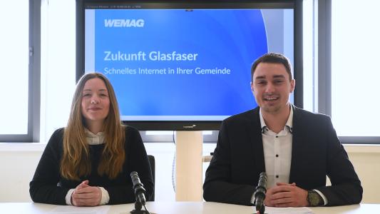 Die WEMAG hat eine digitale Version ihrer Einwohnerversammlung zum geförderten Breitbandausbau erstellt. Das Video ist auf der Internetseite des Unternehmens abrufbar. Foto: WEMAG/skrmedia