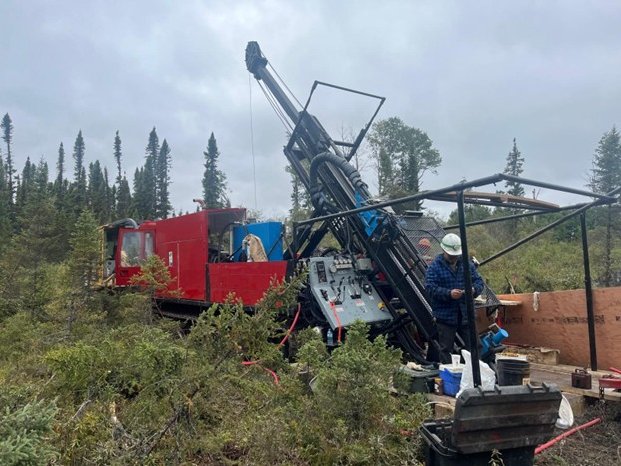 Formation Metals - Photo showing drill set-up on PDDH-25-001.jpg