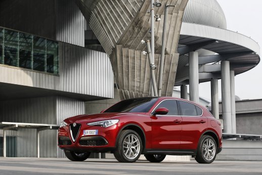 170222_Alfa-Romeo_Stelvio_83.jpg