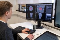 CT-Analyse von Kunststoffgranulat zur Detektion von Lufteinschlüssen und Fremdmaterial. / Foto: Luca Hoffmannbeck, SKZ