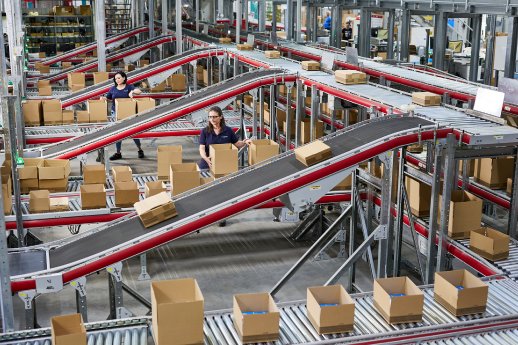 KOMSA_Logistikzentrum 2 © KOMSA AG.jpg