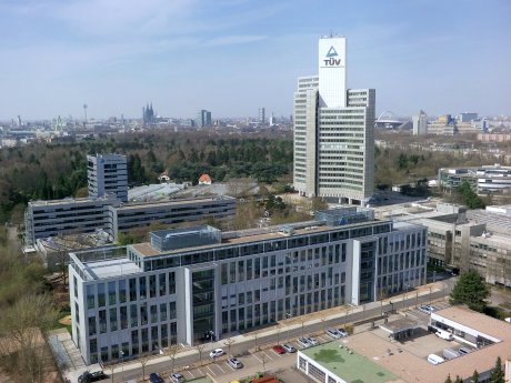 TÜV_Rheinland_Konzernzentrale_Koeln_2.jpg