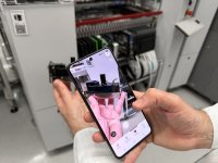 Ein Foto genügt: Mit der neuen KI-gestützten Bilderkennung von Virtual Assist lassen sich ausgebaute Komponenten direkt per Smartphone identifizieren.