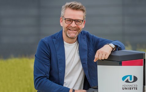 Sandro Walker, Gründer und Geschäftsführer der Advanced UniByte GmbH