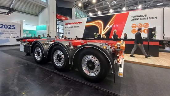 Award Winning Extendable Container Chassis.jpg