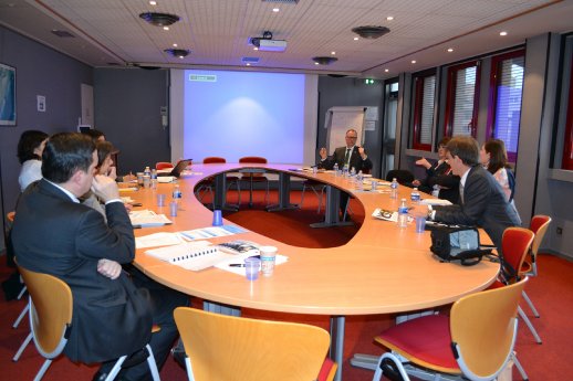 Austausch der Wirtschaftsförderungs- und Cluster-Aktivitäten bei Plastipolis in Lyon.JPG