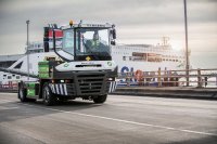 Vollelektrische Schwerlastzugmaschine für den RoRo-Betrieb von Terberg.