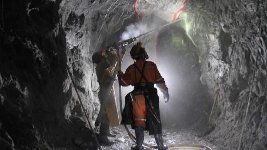 Das neue Jahr sieht vielversprechend aus für Silber und Gold