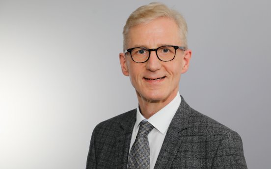 Herunterladen (2).jpg