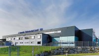 An vier Produktionsstandorten in Offenburg fertigt die J. Schneider Elektrotechnik GmbH mit rund 420 Mitarbeitern vor allem Transformatoren, unterbrechungsfreie Stromversorgungen und Hochspannungsnetzgeräte.