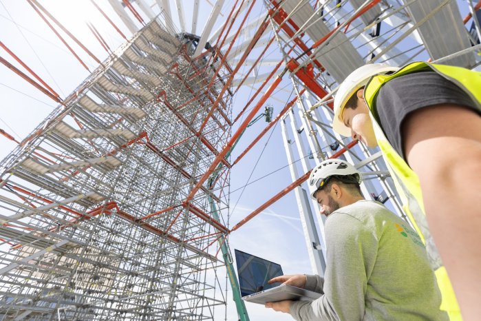 Bild 6 PERI Schulungsprogramm.jpg