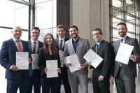 v.l.n.r. GEFMA-Förderpreisträger 2015- J. Benjamin Schade, Lukas Fischer, Judith Ponnewitz, Tobias Kienzler, Patrick Köhn, Felix Haas, Dr. Sebastian Pohl
