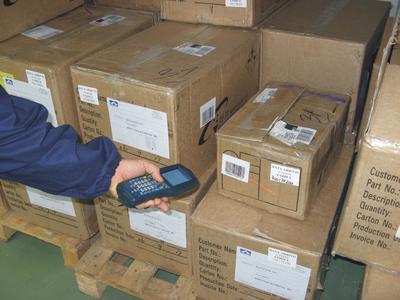 Datalogic Mobile Germany - der Allrounder für den Handel: Einfache Bedienung bei Wareneingang, Rücksendung oder Bestandszählung