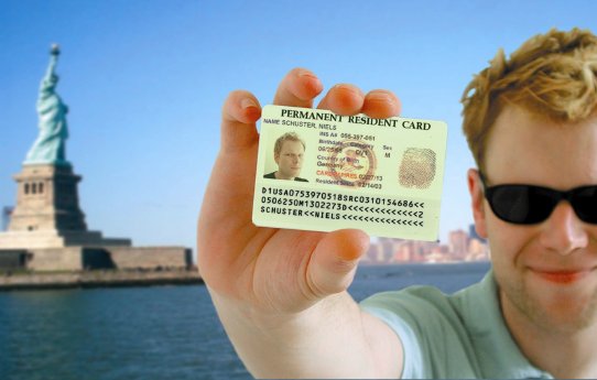 GreenCard mit Freiheitsstatue.jpg