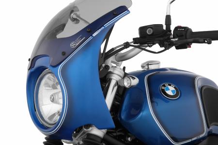Customers are free to choose: depending on their preference, customers can choose between a sporty version or a taller version of the windshield that is suitable for sporty touring