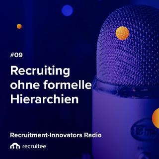 Ein Unternehmen ohne formelle Hierarchien. Kann das funktionieren? Und wie sieht in diesem Szenario die Personalbeschaffung aus?
Genau darüber hat Recruitee im Recruitment-Innovators Radio mit Annie Marx, verantwortlich für das Personalmanagement bei wirDesign, gesprochen.